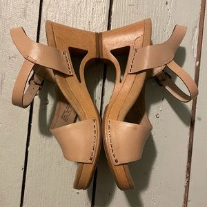 Nude Dansko Tasha Clog Sandal size 39